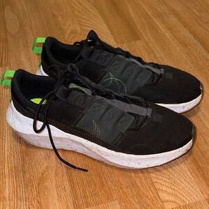 Nike Black and Green Athletic Sneakers